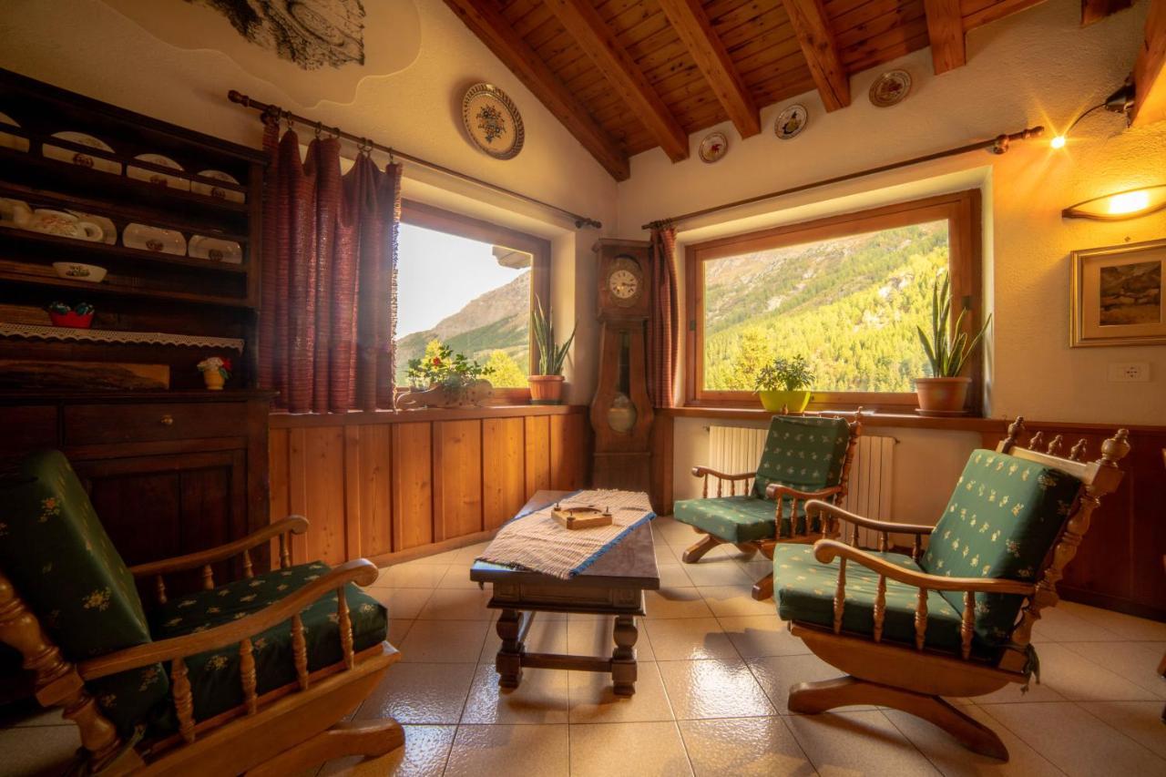 Hotel & Restaurant Perret - Mountain People Valgrisenche Εξωτερικό φωτογραφία