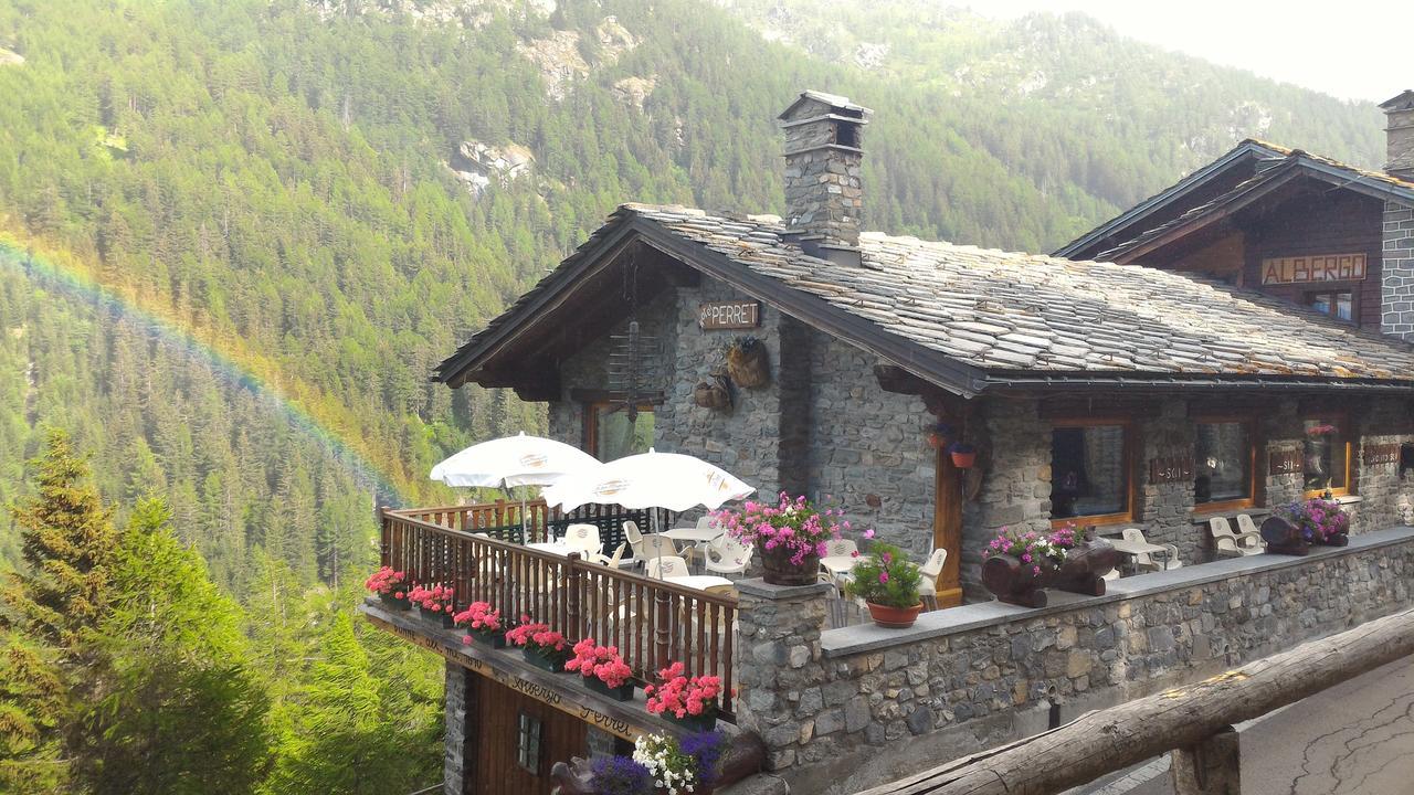 Hotel & Restaurant Perret - Mountain People Valgrisenche Εξωτερικό φωτογραφία
